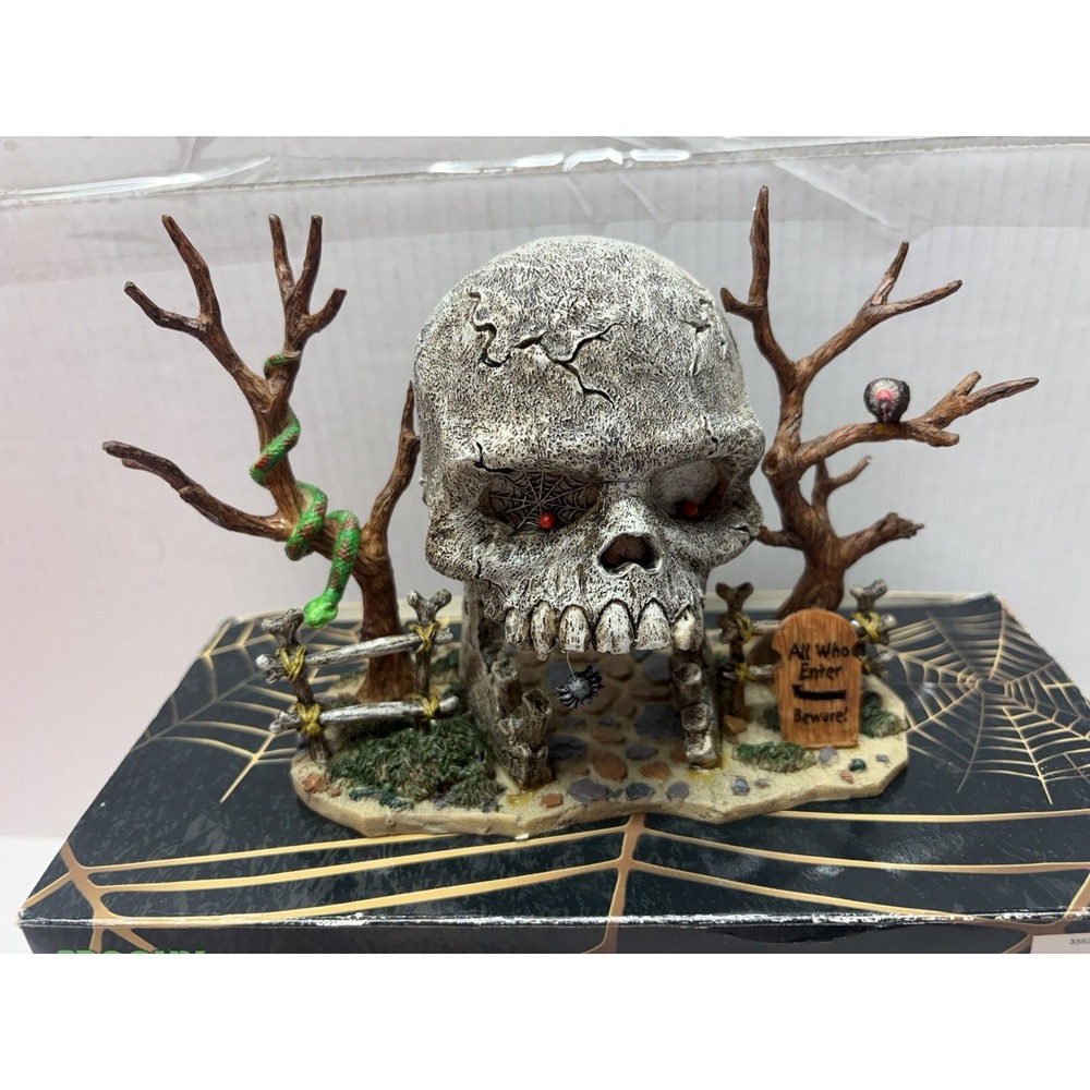Lemax Spooky Town Skull Archway Polyresin Accent Halloween Décor Rare Retired
